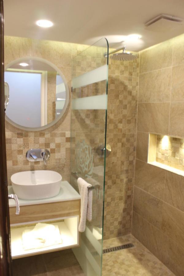 Hotel El Hayat Батна Екстериор снимка