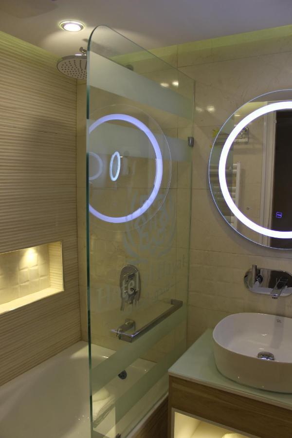 Hotel El Hayat Батна Екстериор снимка